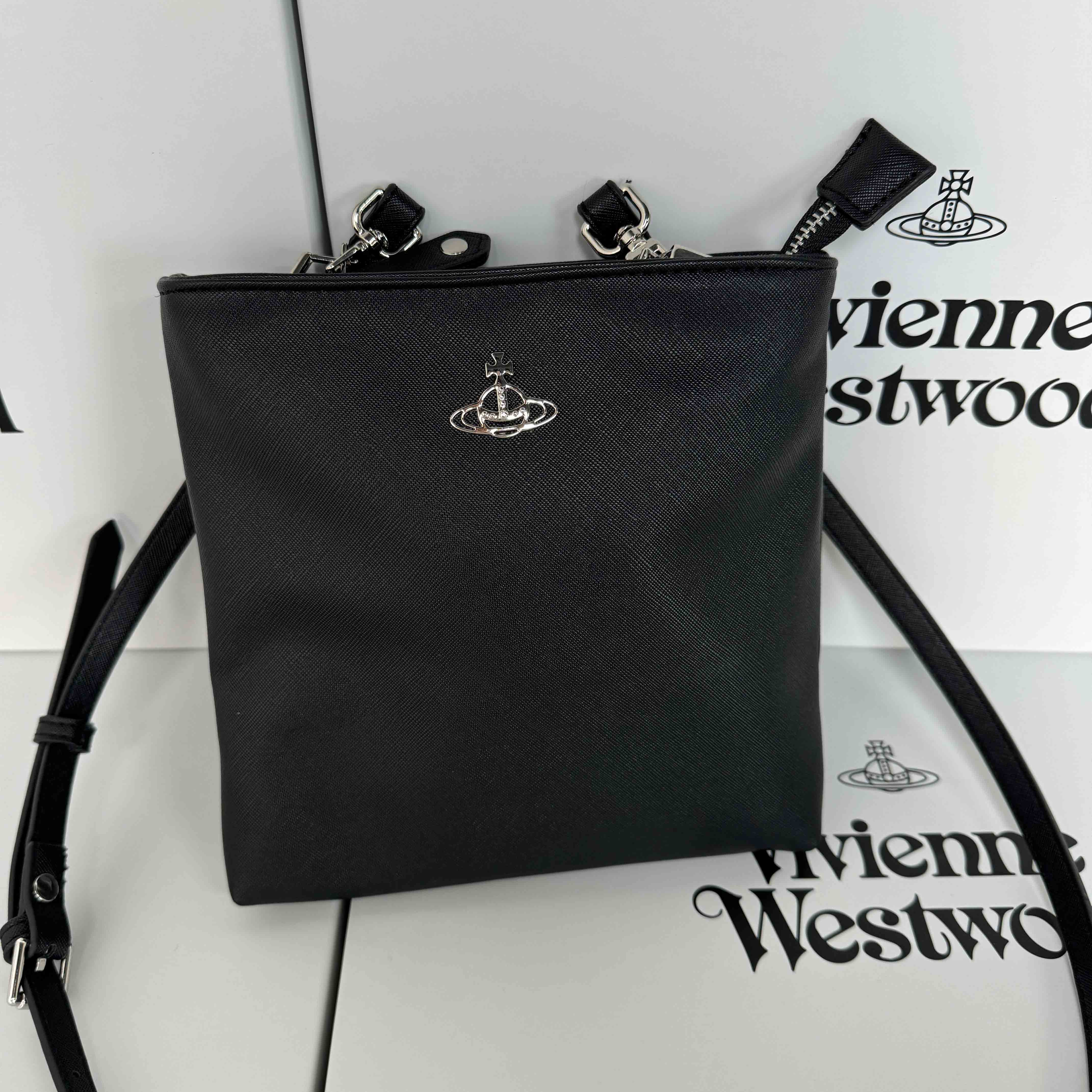 NEW-2 Colors Leather Saturn Satchel