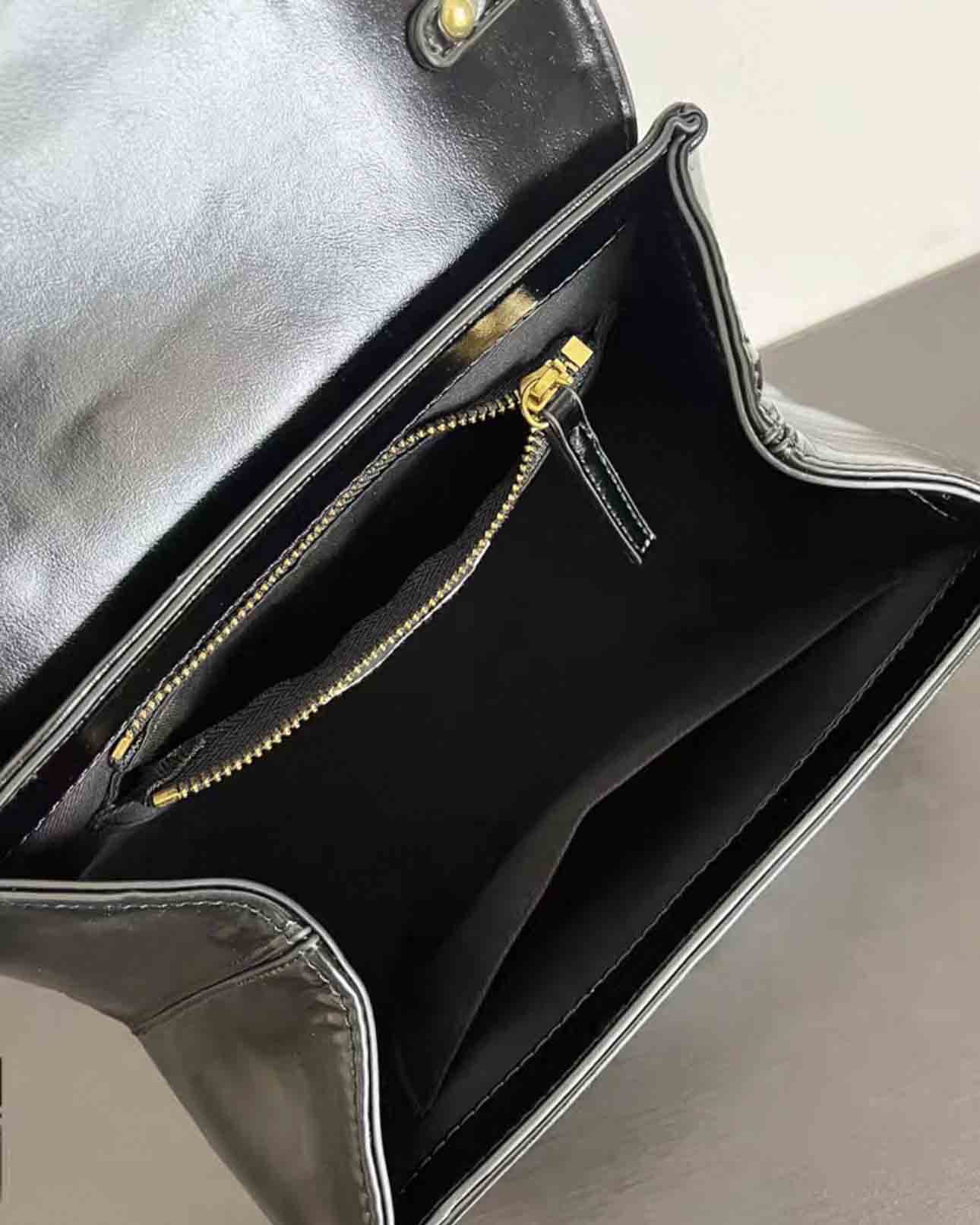 Lesley Waxed Leather Vintage Tote Bag