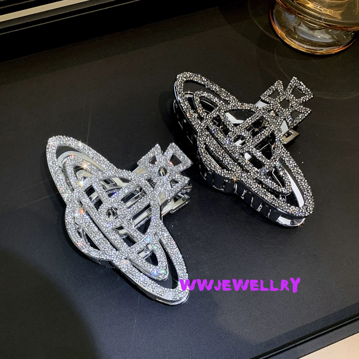 NEW-Sparkling Diamond Saturn Hair Clip