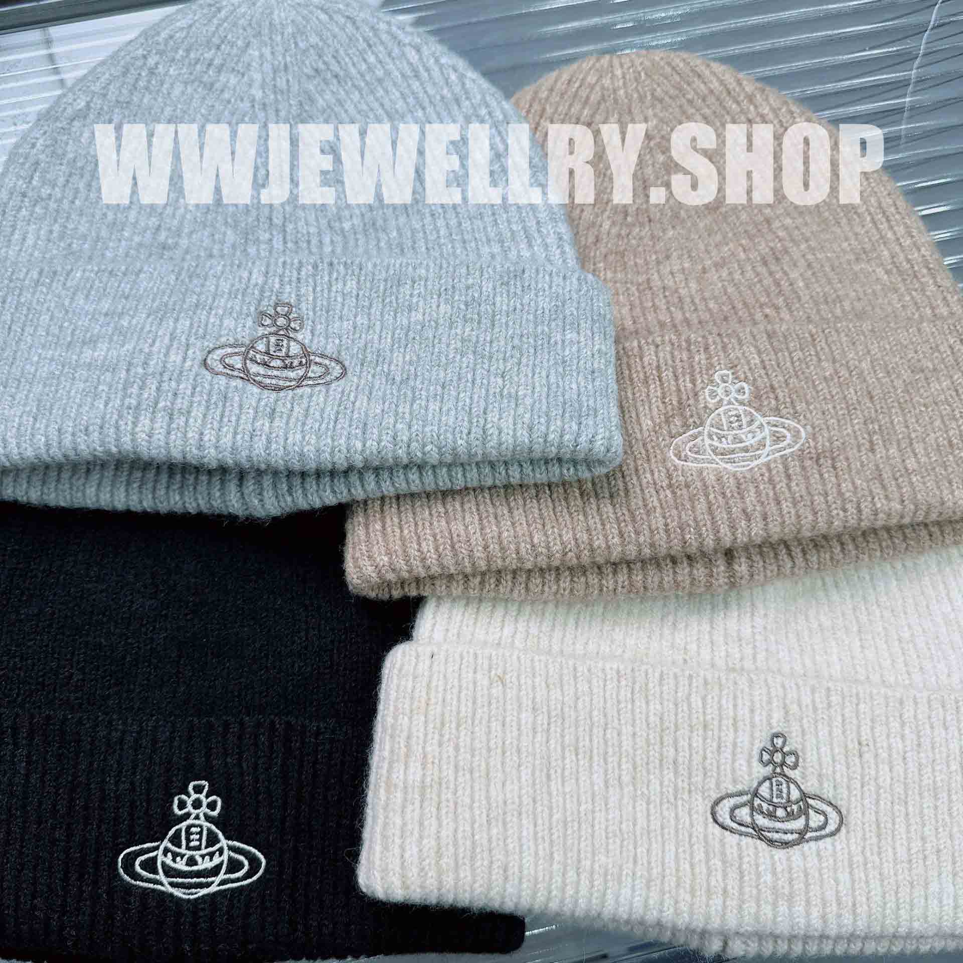 4 Colors Solid-Color Knit Hat