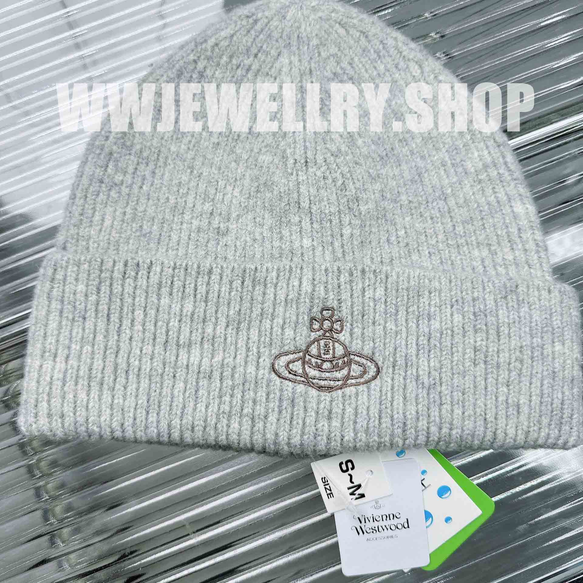 4 Colors Solid-Color Knit Hat