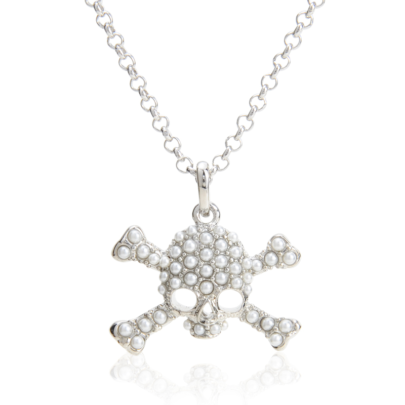Skeleton Pearl Necklace