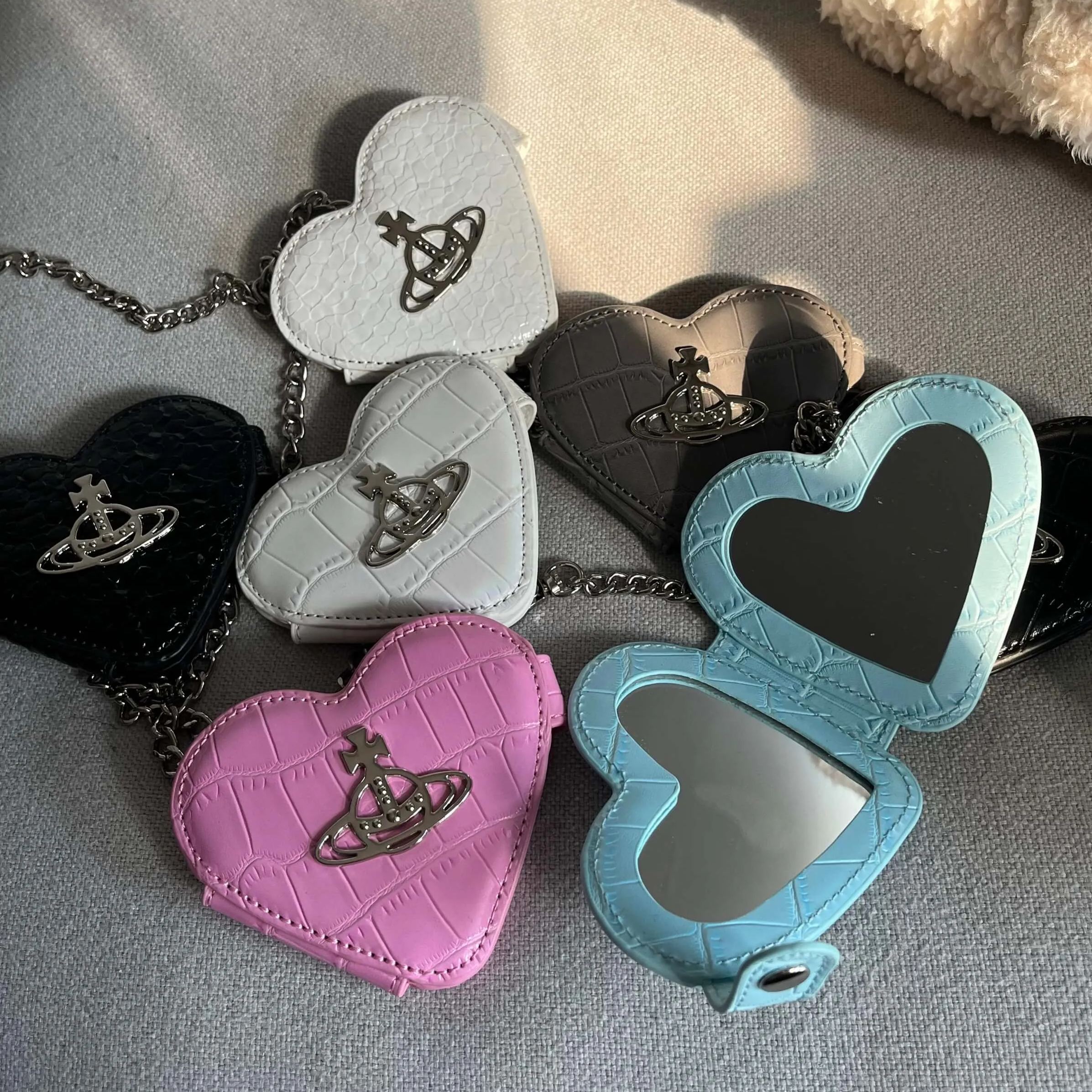 Love Mirror Saturn Pendant