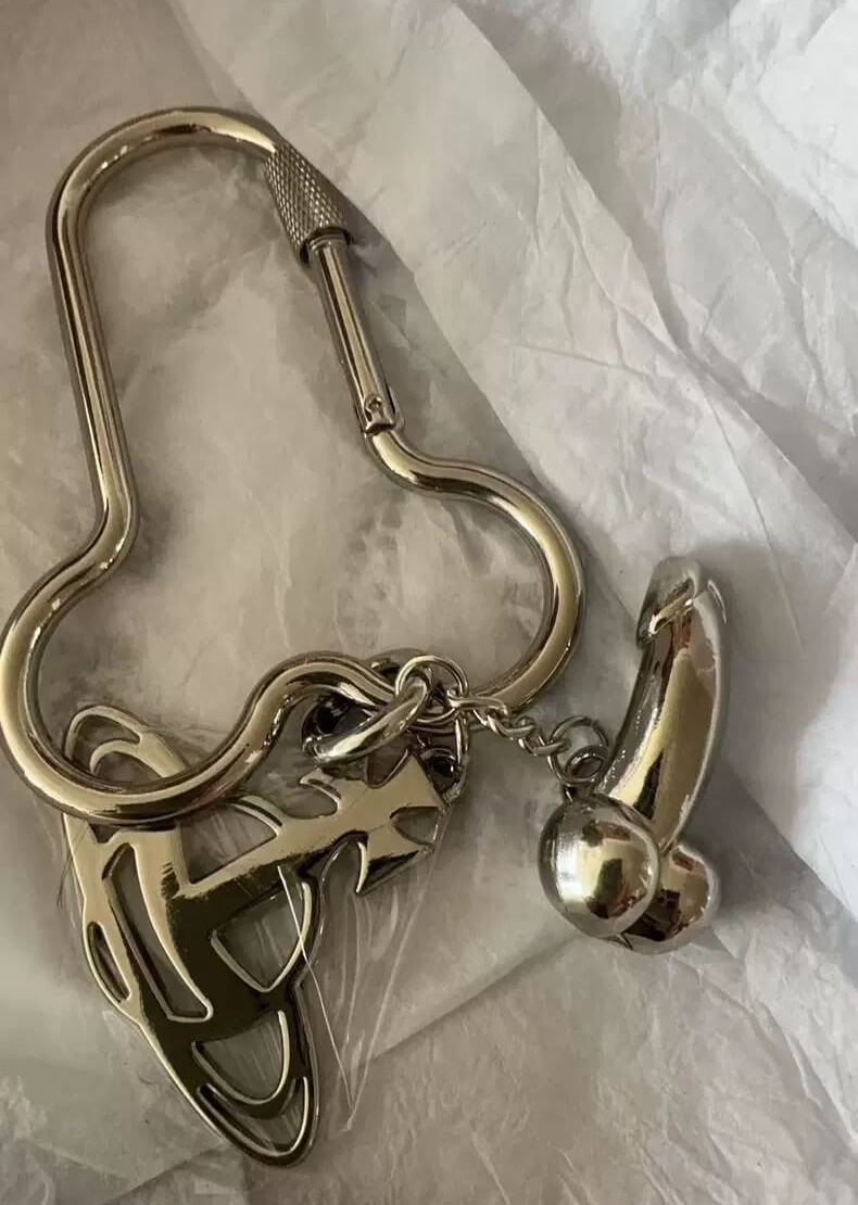 2 Styles Saturn Keychain