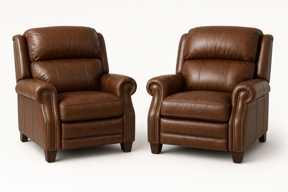 Set aus 2 Ledersesseln mit Nietenverzierung-Lumidomusvivo