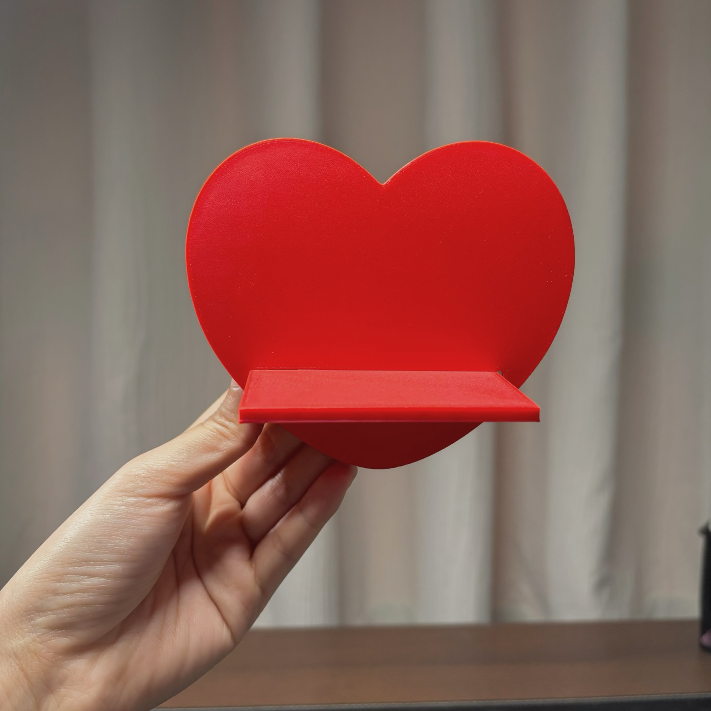 Magnetic Heart Shaped Display Stand for 3D Figurines Romantic Shelf Holder Mini Figure Base