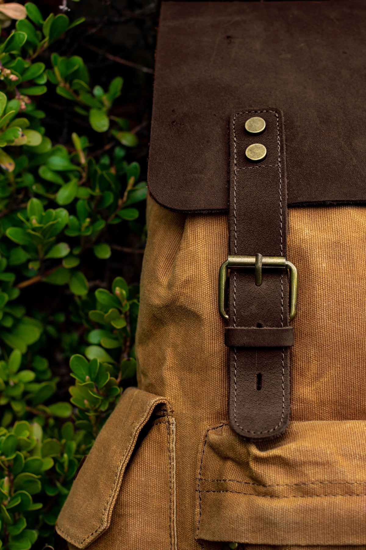 men and women waterproof rolltop waxed cloth travel pack ideal for school. to store jackets. shirts. textbooks or laptops