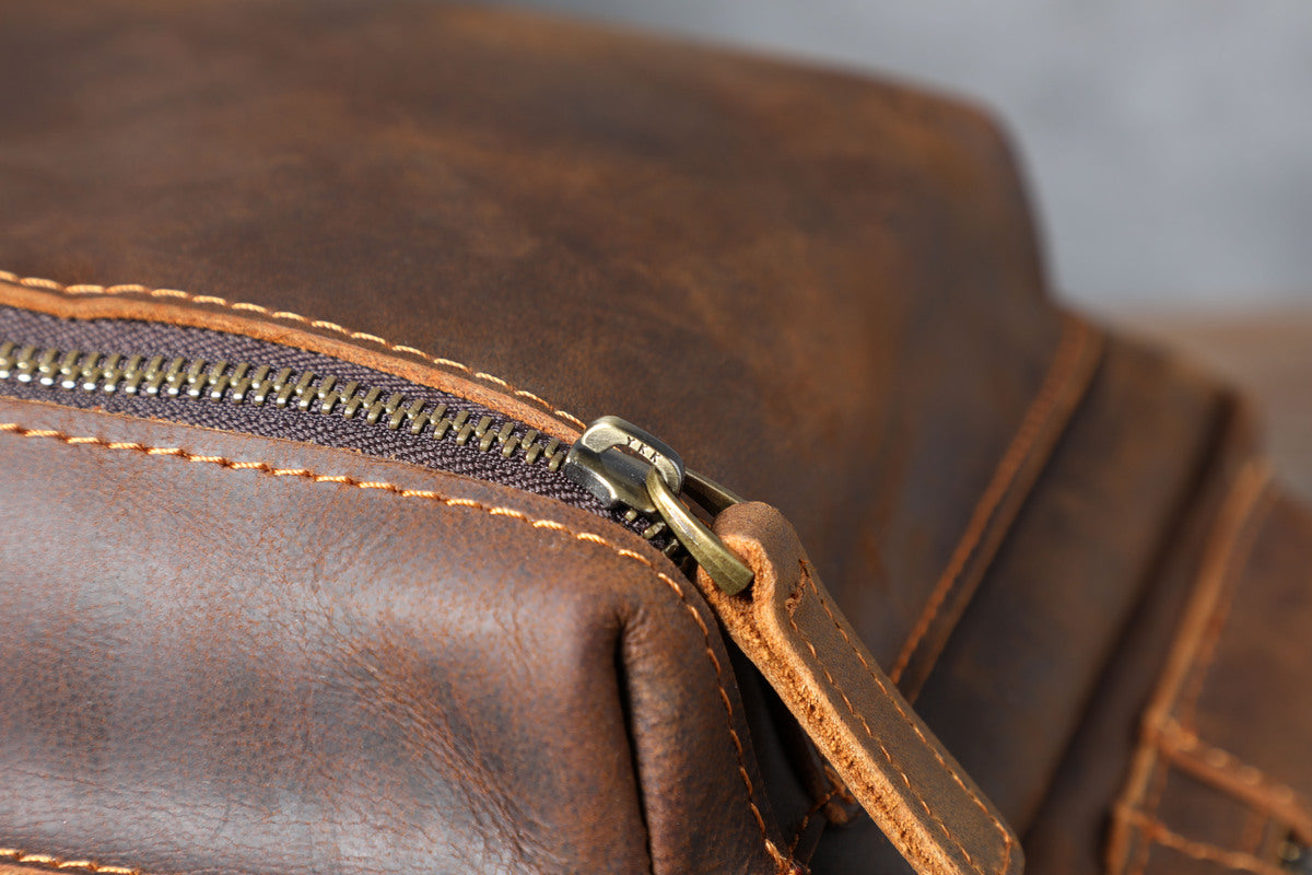 leather travel bag womens