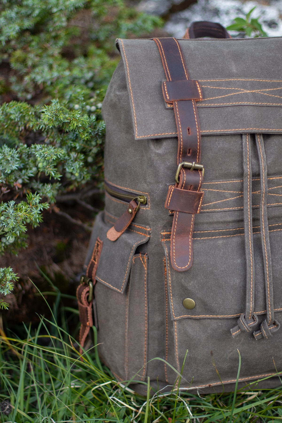 denim drawstring gym bag to store outerwear