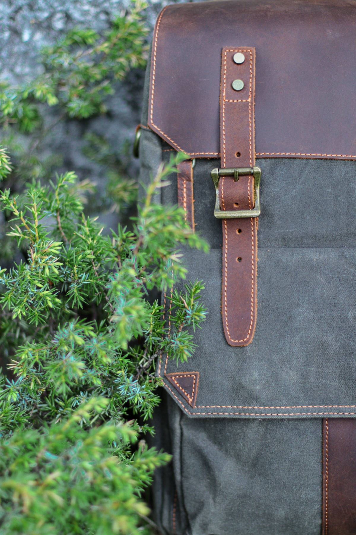 Camera Bag with padded laptop sleeve to carry a macbook and an ipad tablet and