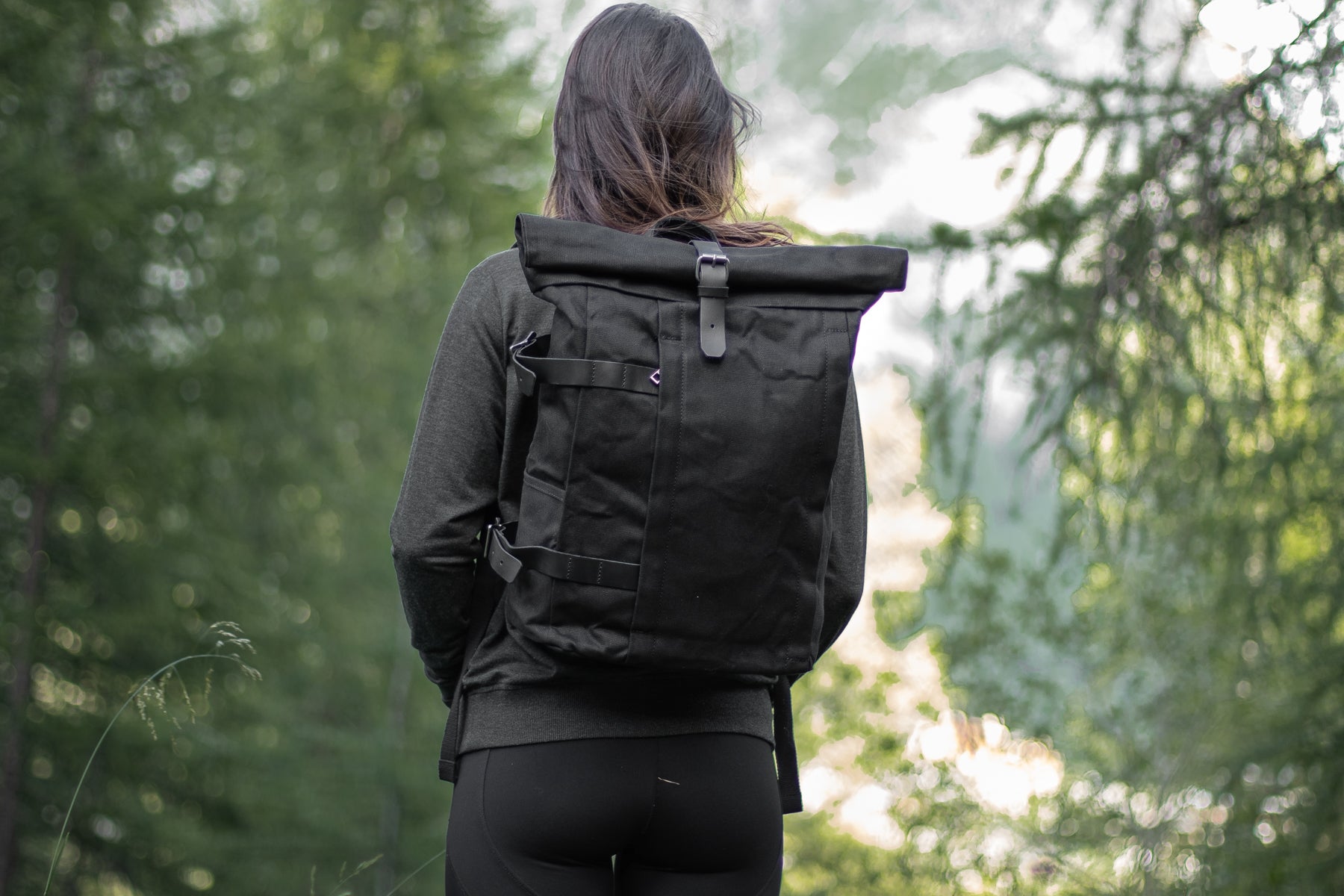 commuter laptop day pack. ideal to store tablets. footwear and apparel