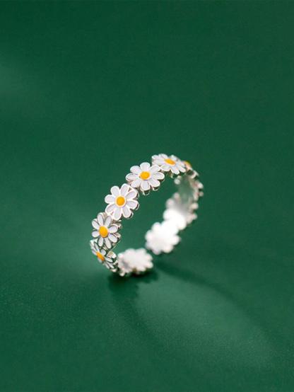 New Summer Daisy Ring