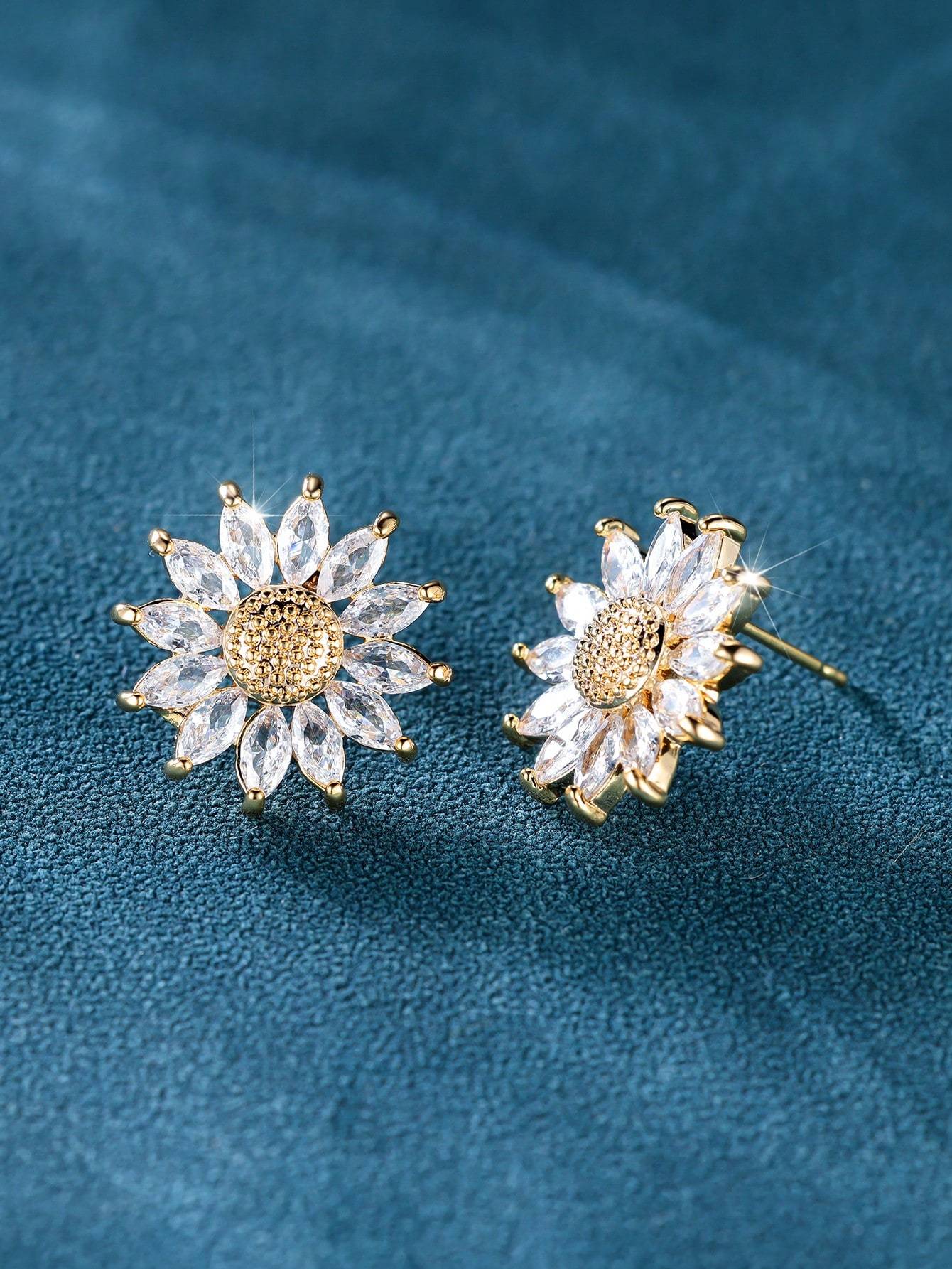 1pair Golden Yellow  Sunflower Dangle Earring