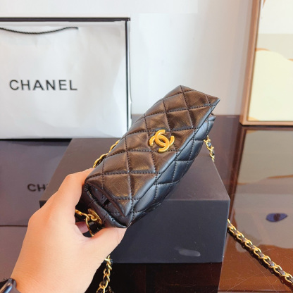 Small CC Links Hobo Bag