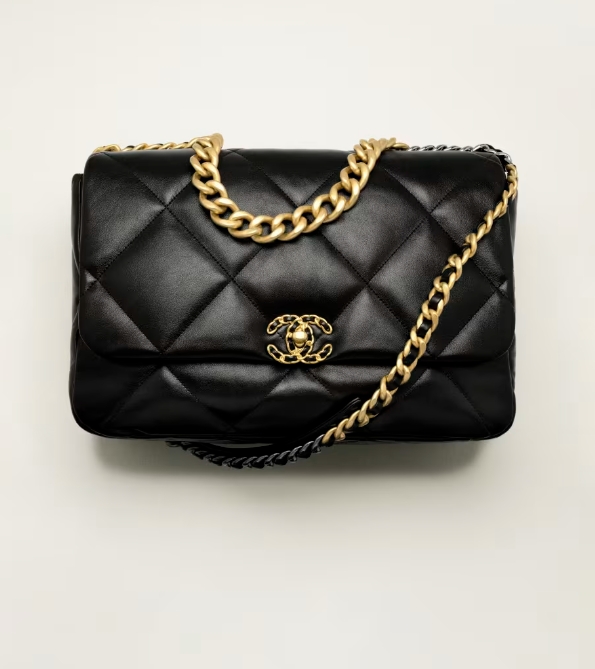 CHANEL 19 Handbag