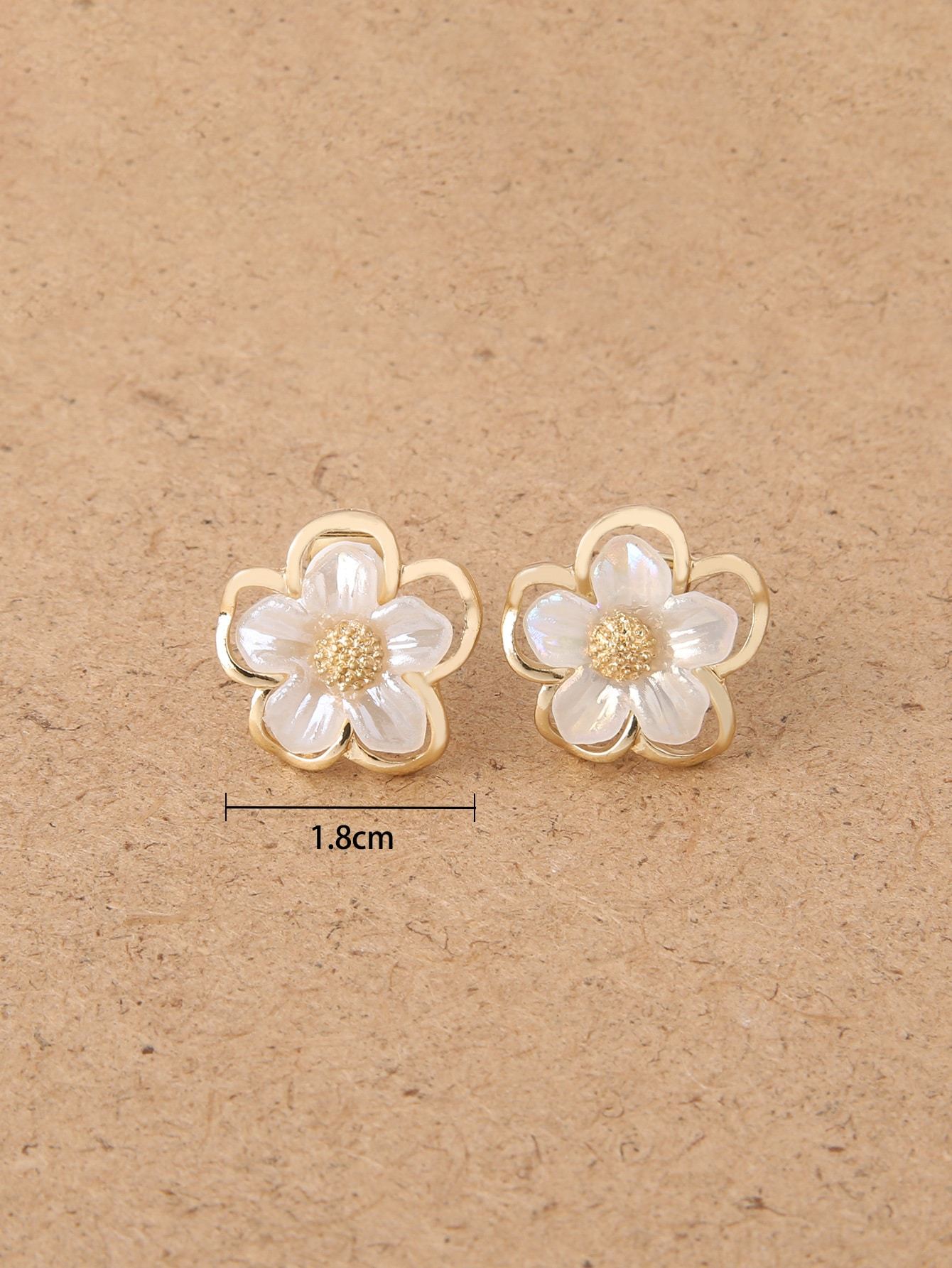 1pair Fashionable Zinc Alloy Flower Decor Clip On Earrings For Women For Daily Decoration