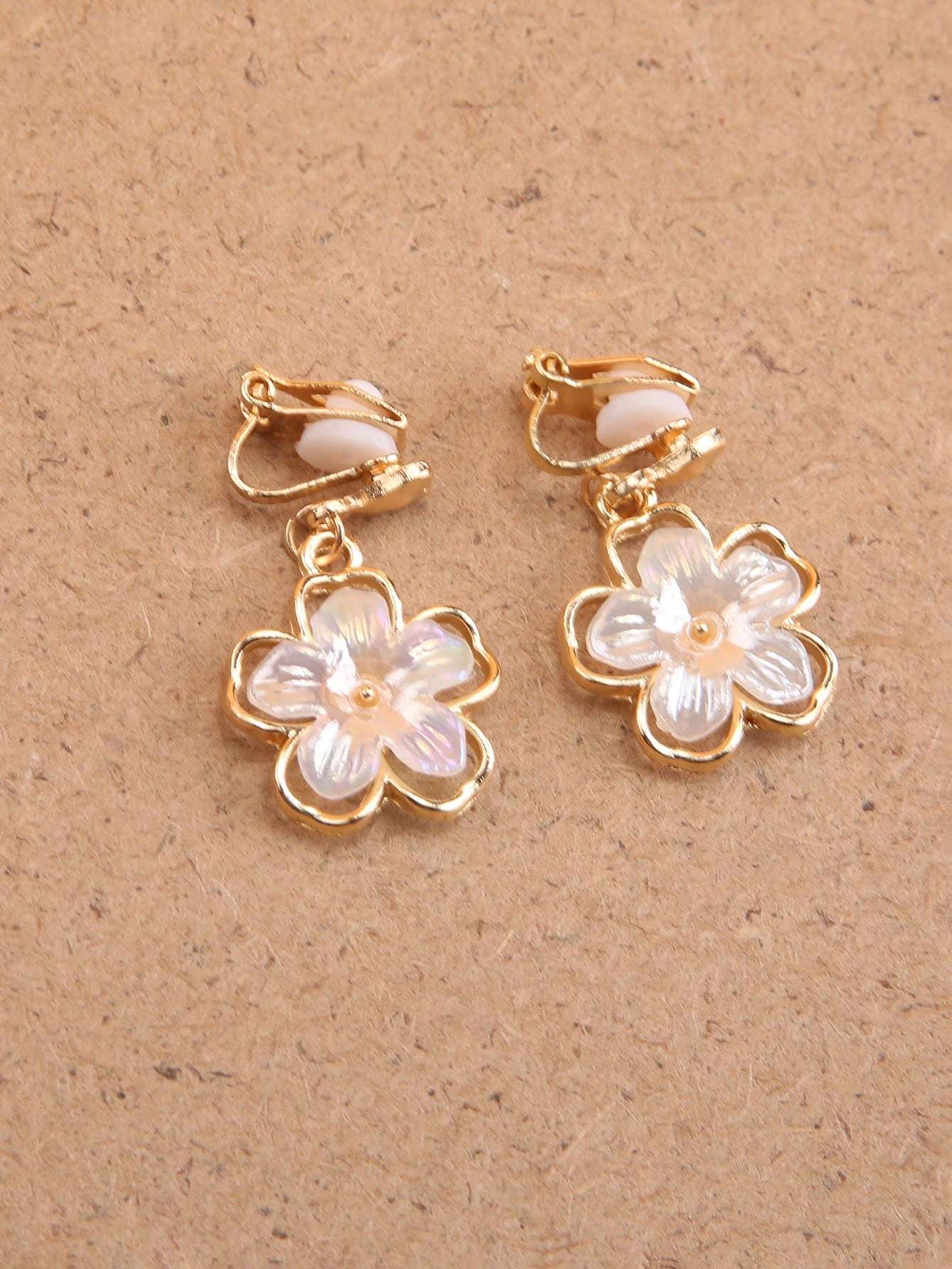 1pair Fashionable Zinc Alloy Flower Decor Clip On Earrings For Women For Daily Decoration
