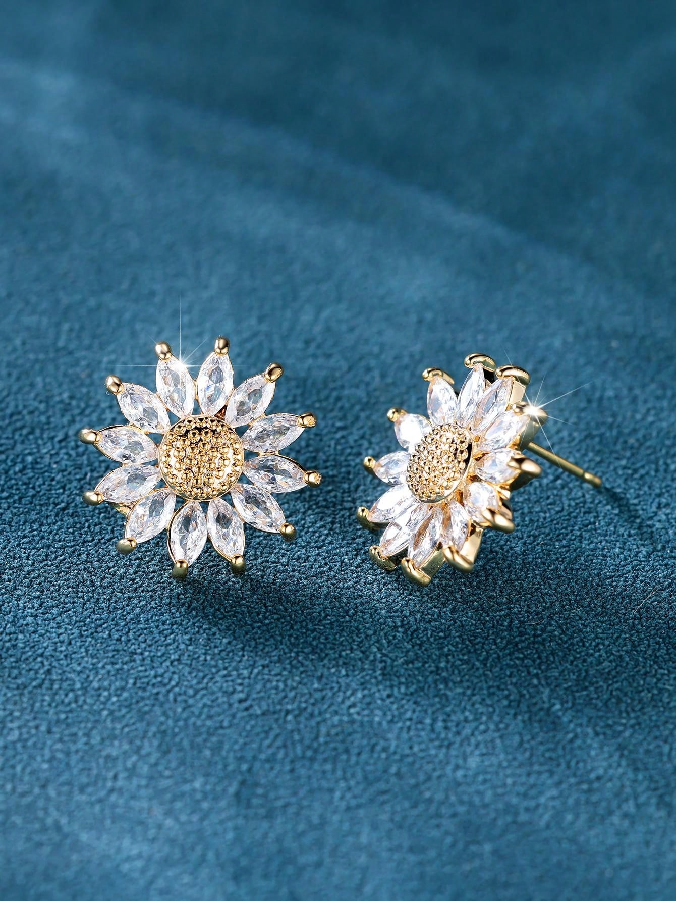 1pair Golden Yellow  Sunflower Dangle Earring