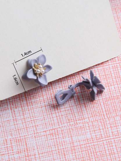 1pair Fashionable Zinc Alloy Flower Decor Clip On Earrings For Women For Daily Decoration