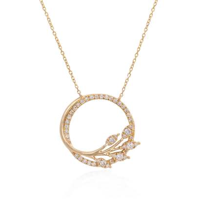 Victoria庐 Diamond Vine Circle Pendant in 18k Yellow Gold