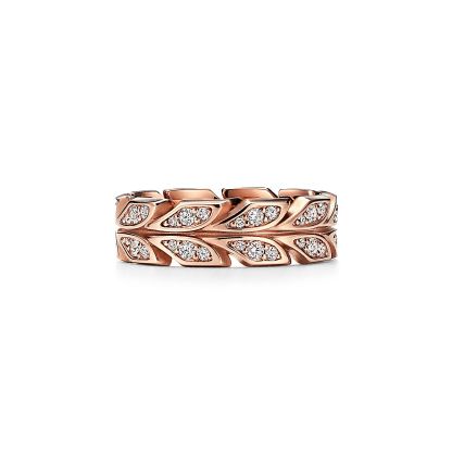 Victoria庐 Vine Band Ring in Rose Gold with Diamonds, 6 mm Wide