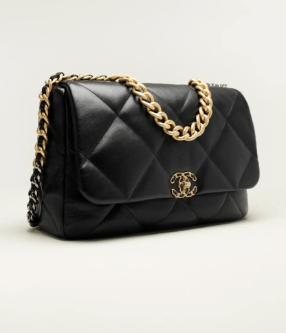 CHANEL 19 Handbag