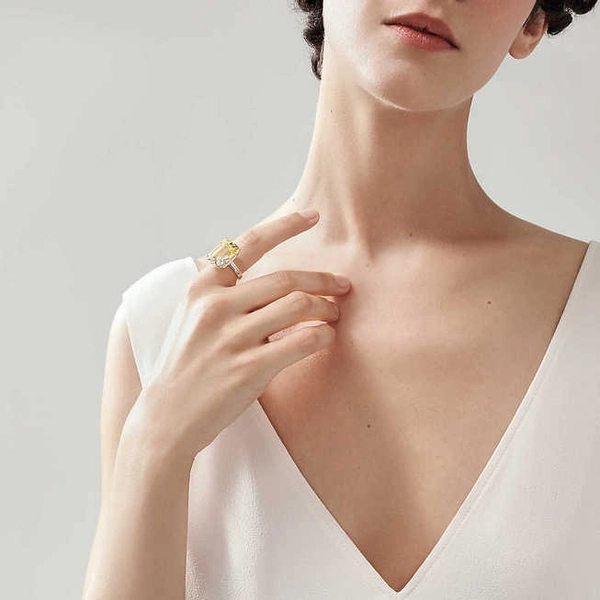 & Co. Yellow Quartz Bee Ring in Sterling Silver and 18k Gold