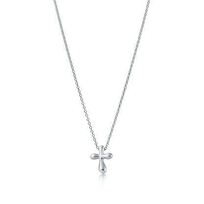 Elsa Peretti庐 Cross Pendant