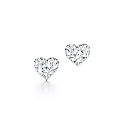 Paloma Picasso庐 Olive Leaf Heart Earrings