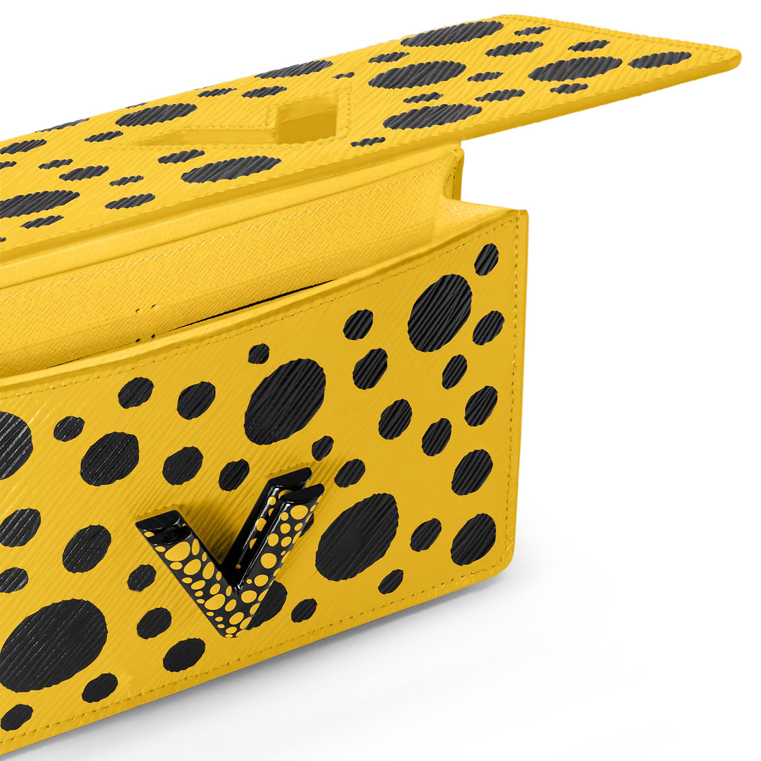 Twist Belt Chain Wallet M81987