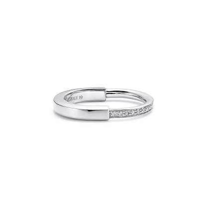 Lock Ring in White Gold with Diamonds