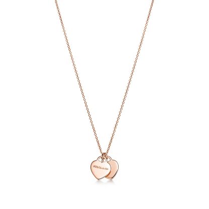 Return to 庐 Double Heart Tag Pendant in Rose Gold, Mini