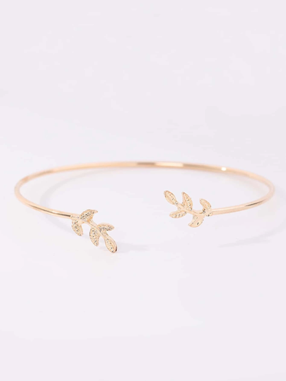 Leaf Decor Cuff Bangle