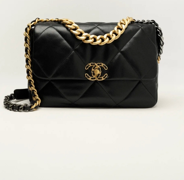 CHANEL 19 Handbag