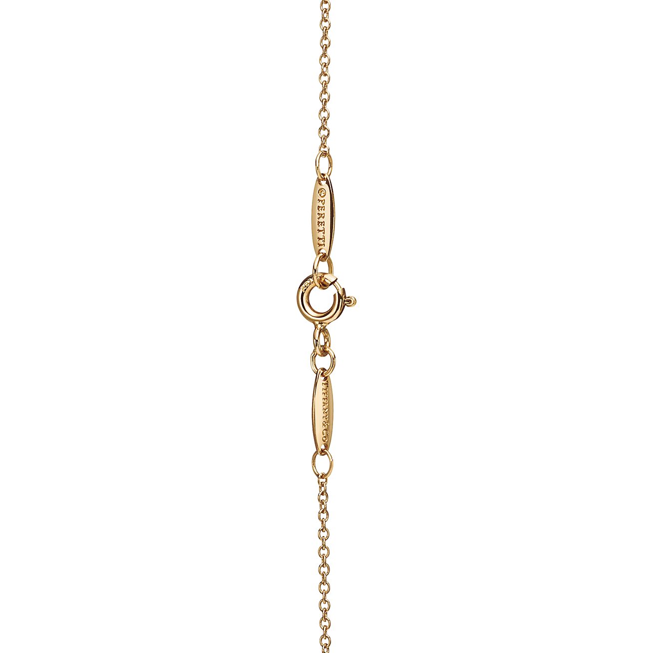 Elsa Peretti庐 Bean庐 design Pendant in Yellow Gold, 18 mm