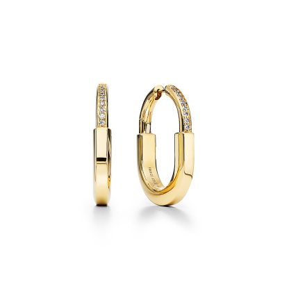 Lock Earrings in Yellow Gold with Diamonds, Medium
