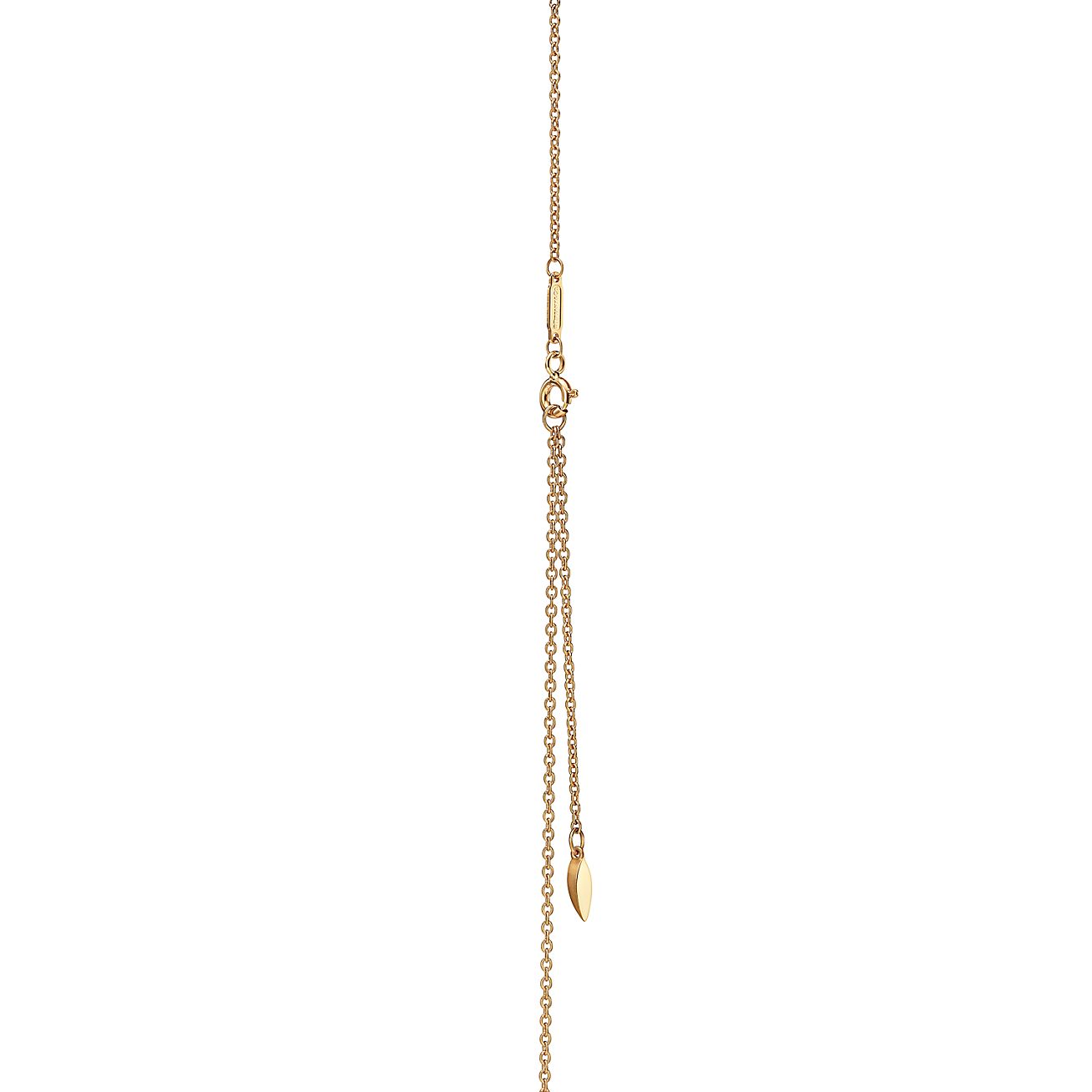 Victoria庐 Vine East West Pendant in Yellow Gold with Diamonds