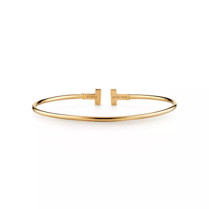 T Narrow Wire Bracelet in 18k Gold