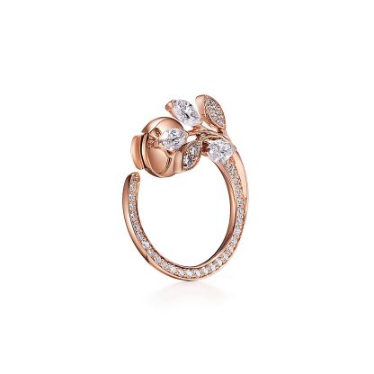 Victoria庐 Diamond Vine Circle Earrings in 18k Rose Gold