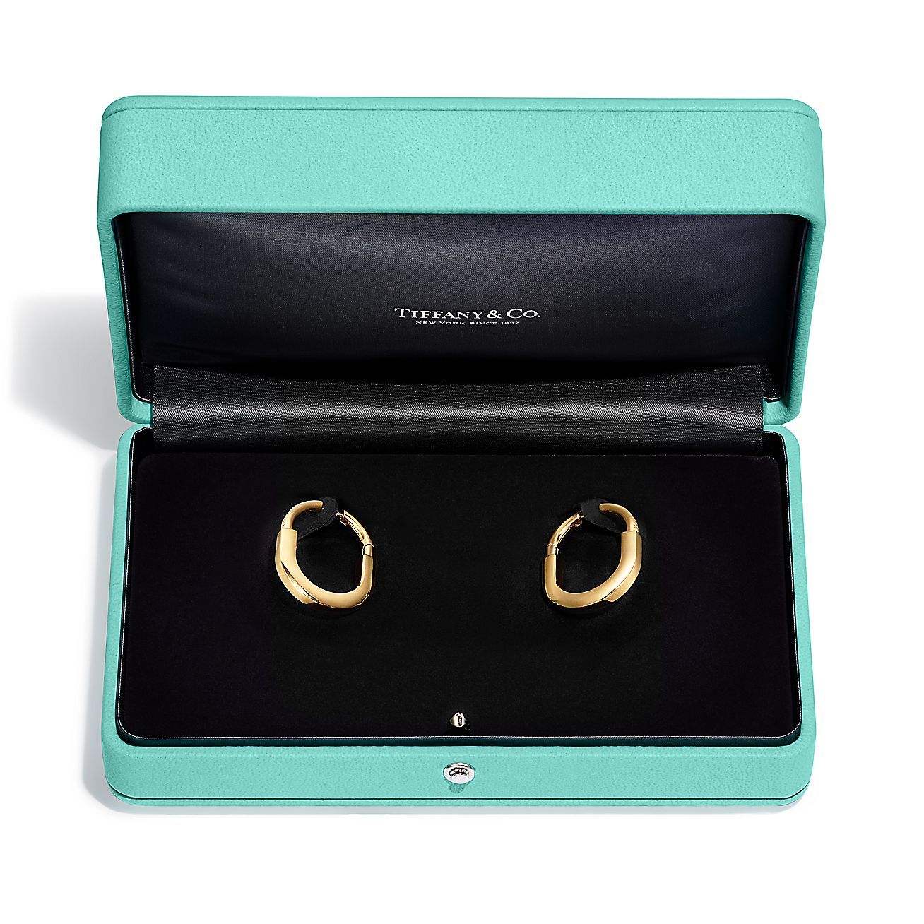 Lock Earrings in Yellow Gold with Diamonds, Medium