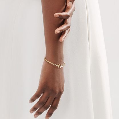 T Wire Bracelet in Yellow Gold with Mother-of-pearl and Diamonds