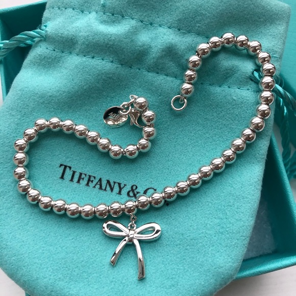 & Co Bow Bead Bracelet