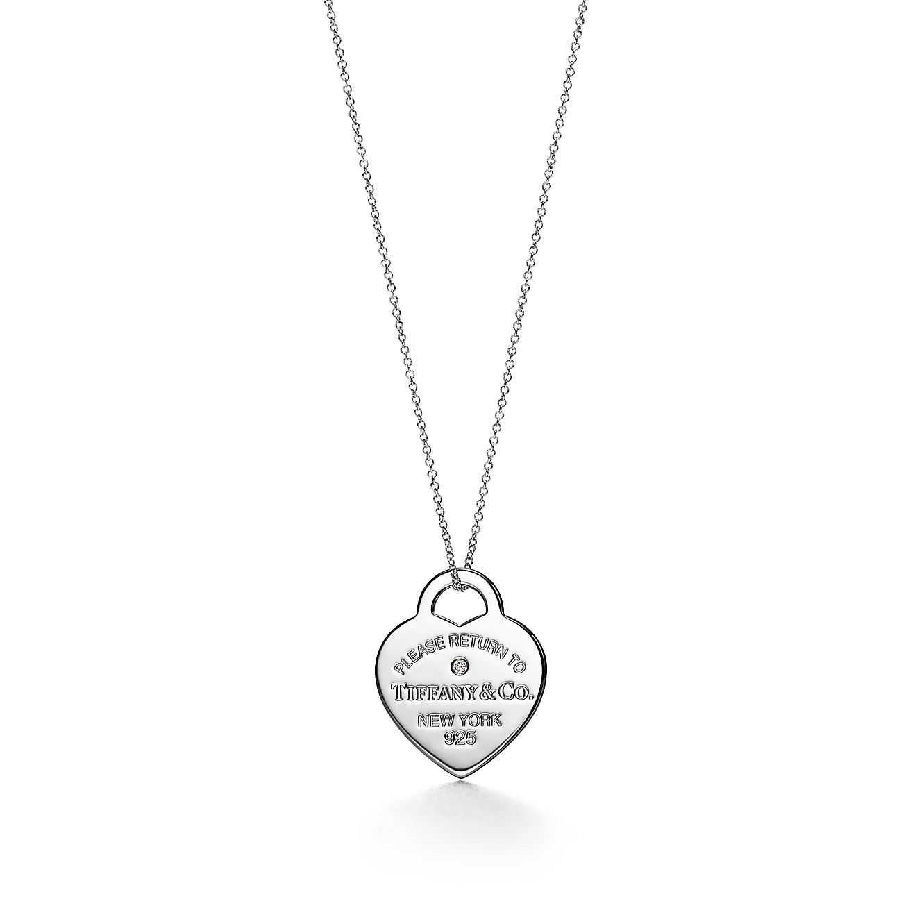 Return to 庐 Heart Tag Pendant in Sterling Silver with a Diamond, Medium