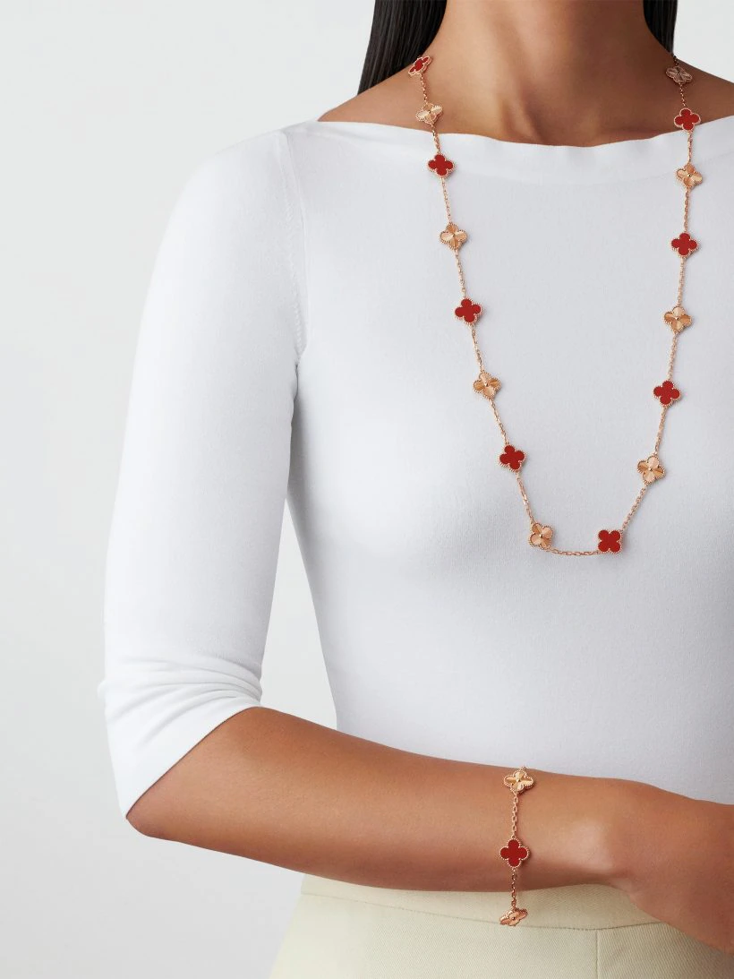 Vintage Alhambra long necklace, 20 motifs