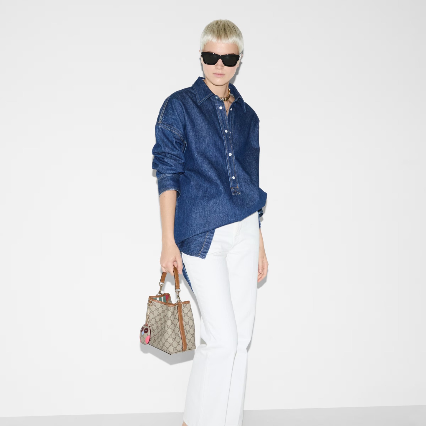 GG Emblem small bucket bag