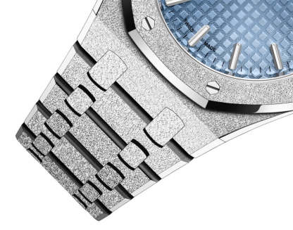 Royal Oak FROSTED GOLD SELFWINDING Ref# 77353BC.GG.1263BC.01