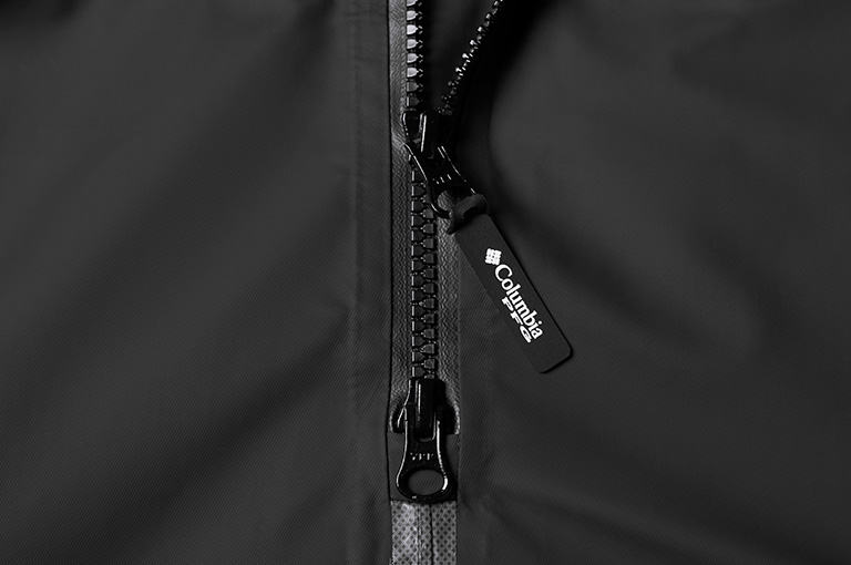 An image showing the 2 way zipper