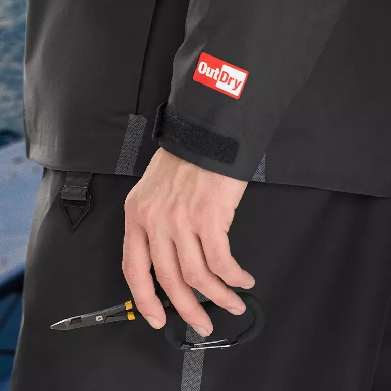 Close-up of the functional d-ring