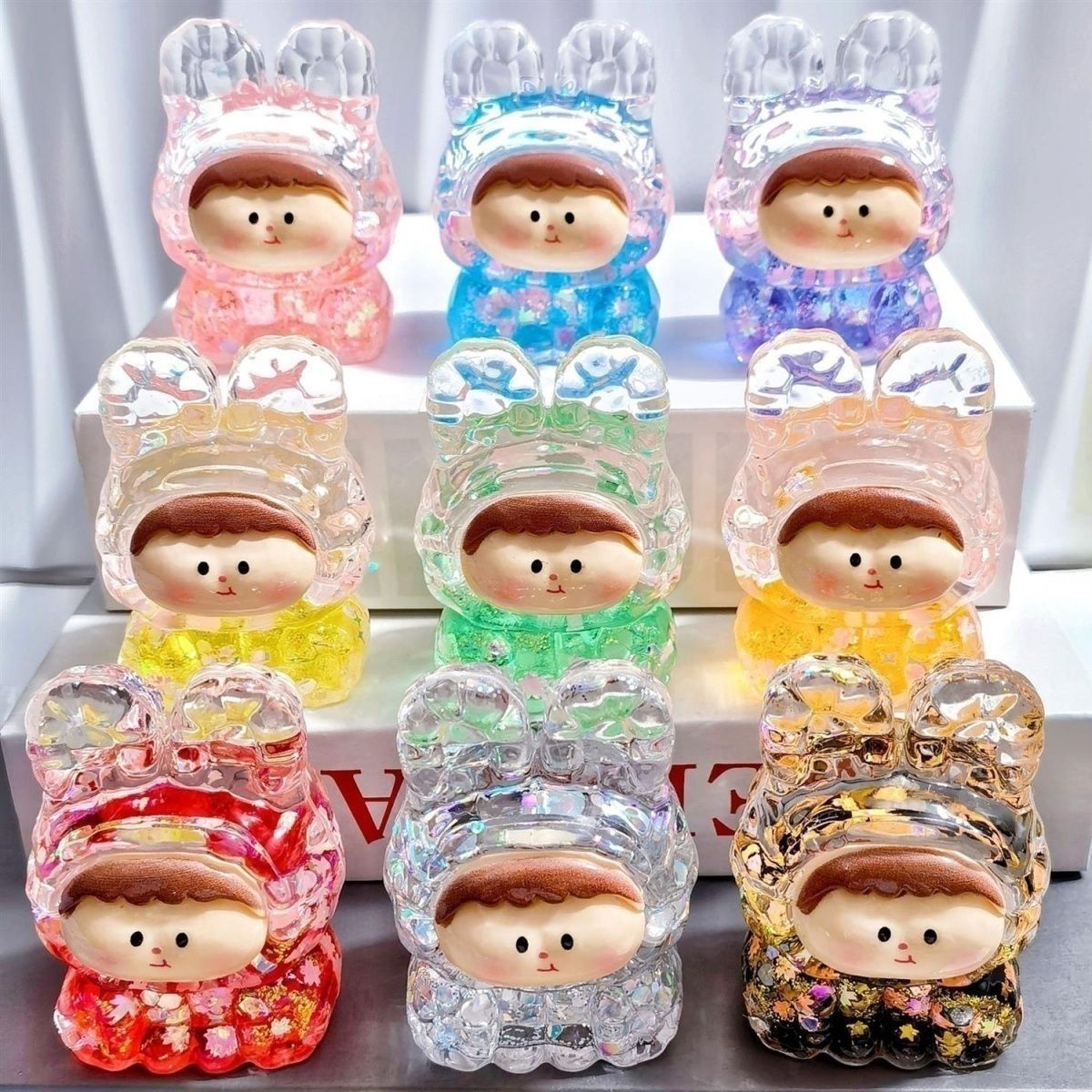 Nordic style 7.5cm Lilith flash quicksand oil ornament