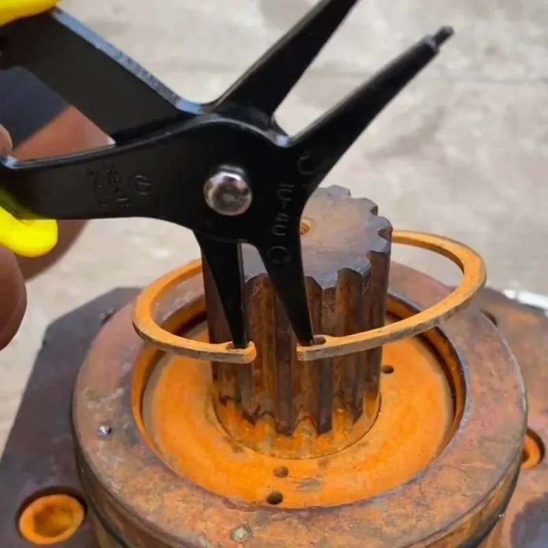 1PC Circlip Pliers Internal and External Circlip Pliers Retaining Ring Pliers Inner Card Outer Retaining Ring Car Repair Tools